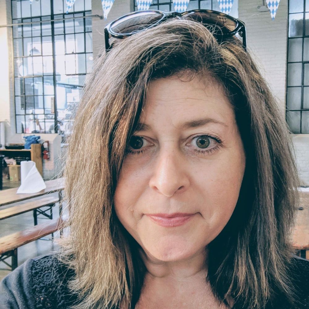 Meet your Posher, Holly